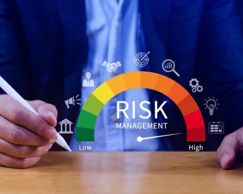 risk-concept-analyzing-risk-opportunities-planning-business-via-risk-level-indicator-virtual-rating-low-high-digital-virtual-risk-management-strategies-concept_35148-12146